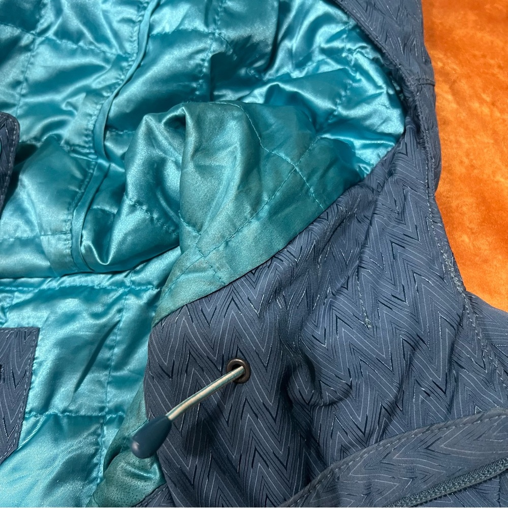 Mountain Hardwear Miss Snow it All Blue hooded winter Ski Jacket DryQ gaiter med - Picture 15 of 16